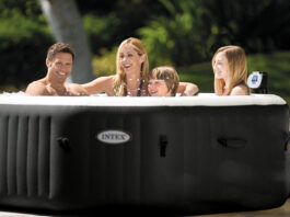 Jacuzzi we własnym ogrodzie